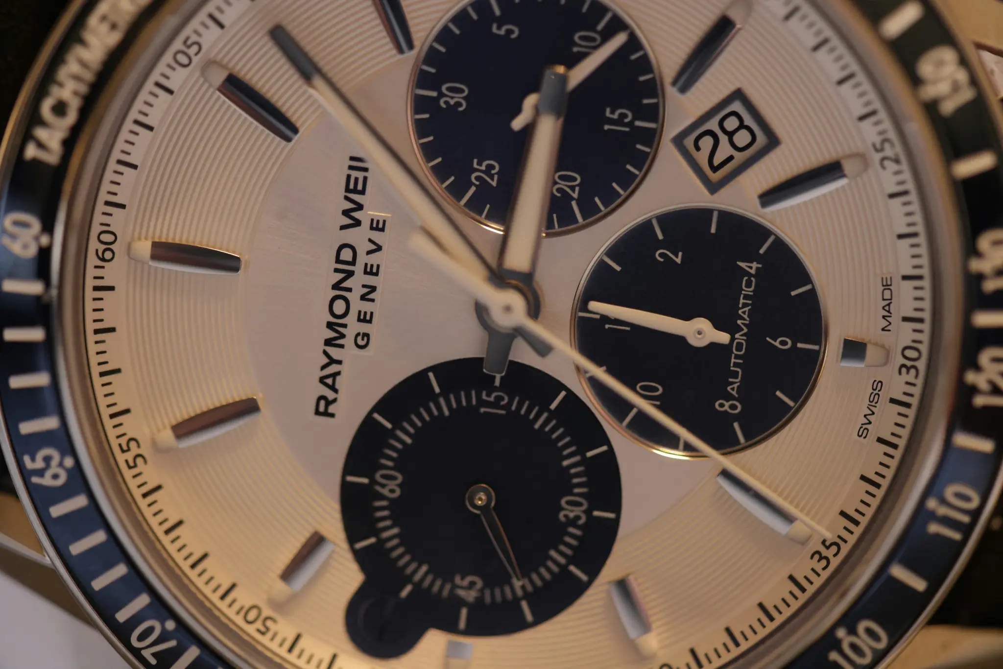 Elegant watch with leather strap